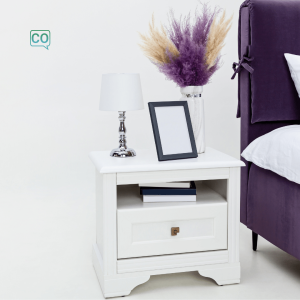  Mesita de noche: Bedside table (Spanish)